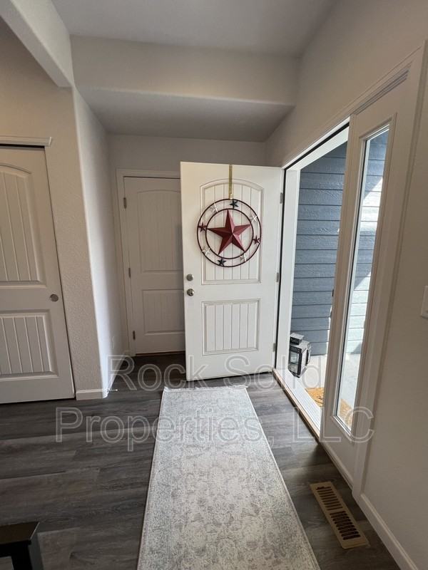 1716 Kade Ct - Photo 4 of 38