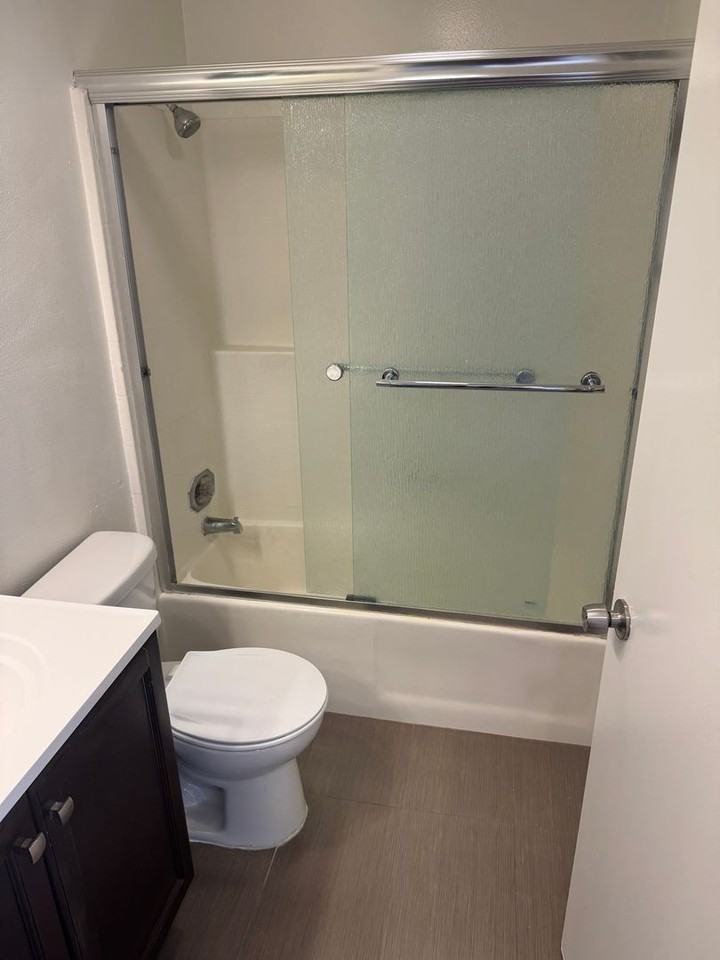 1210 VENICE BLVD - Photo 4 of 31