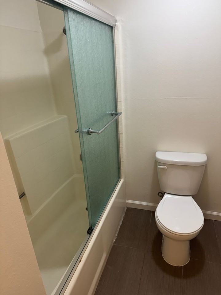 1210 VENICE BLVD - Photo 5 of 31