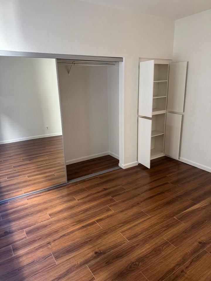 1210 VENICE BLVD - Photo 7 of 31