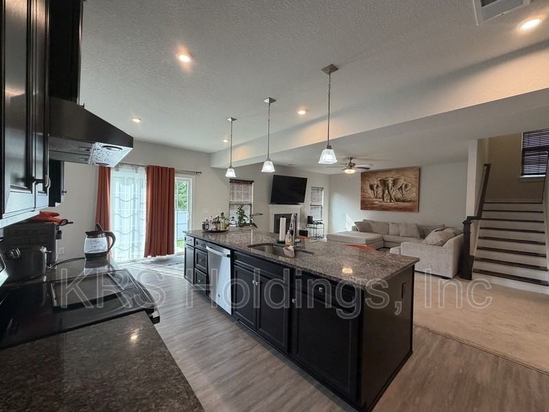 1730 Watershed Ct - Photo 2 of 16