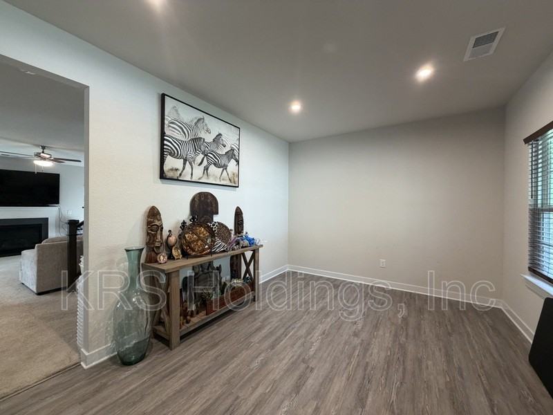 1730 Watershed Ct - Photo 7 of 16