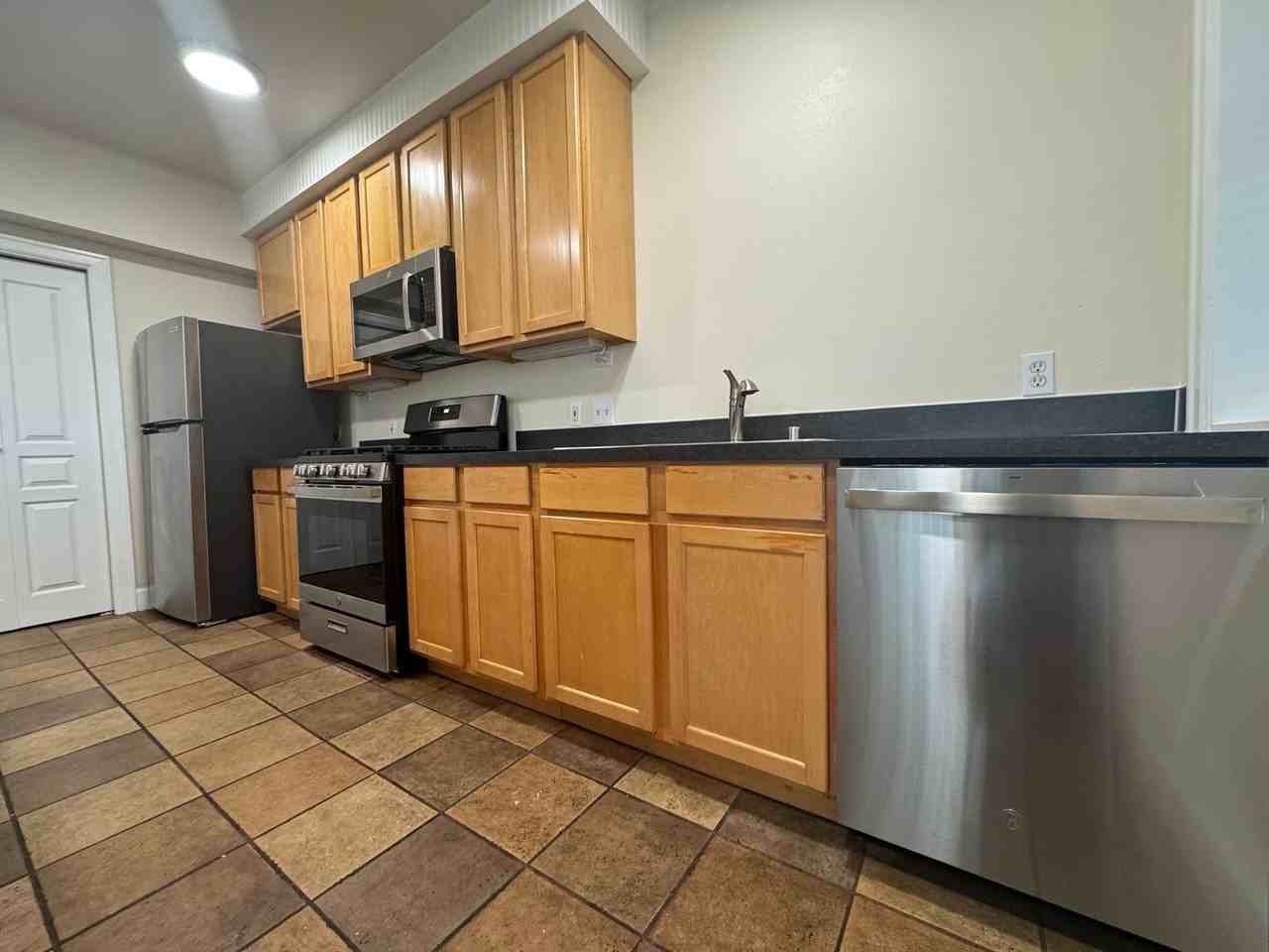 Littlefield Apartments - Photo 6 of 16