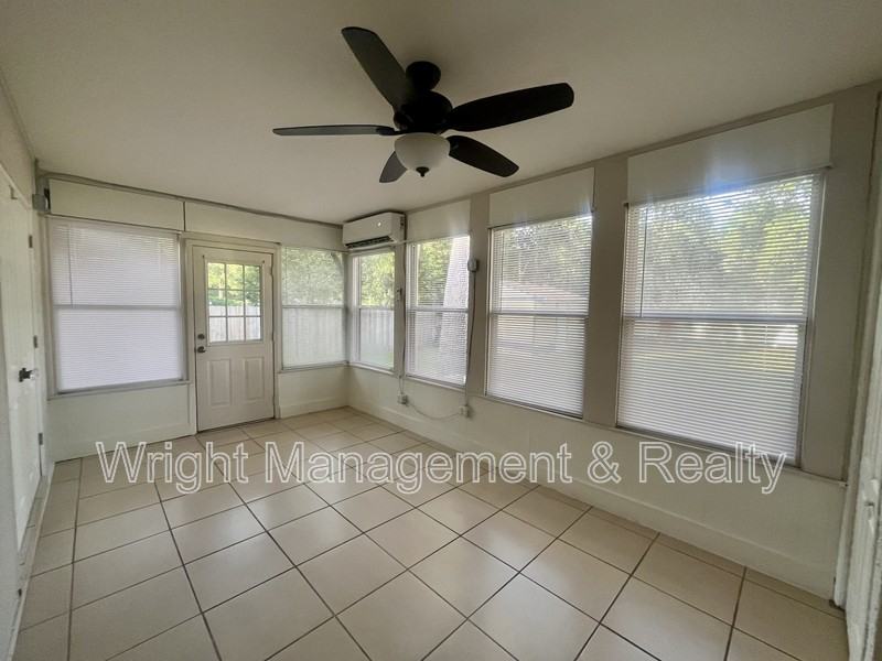 705 Bayou Ave #A - Photo 7 of 23