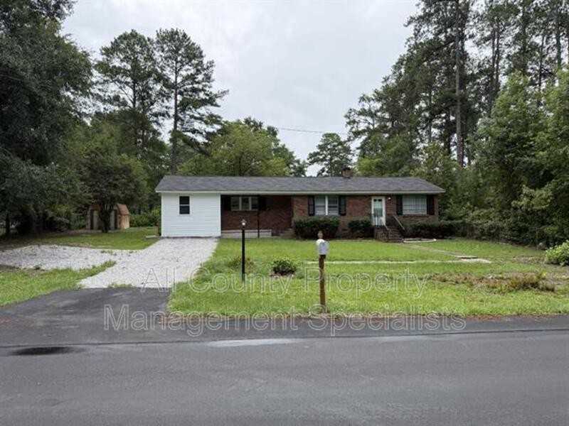 1013 Pinelane Rd