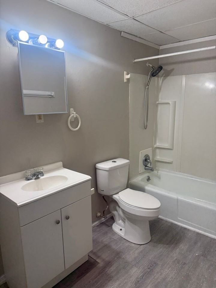 24 Wedgewood Drive Jewett City - Photo 3 of 3