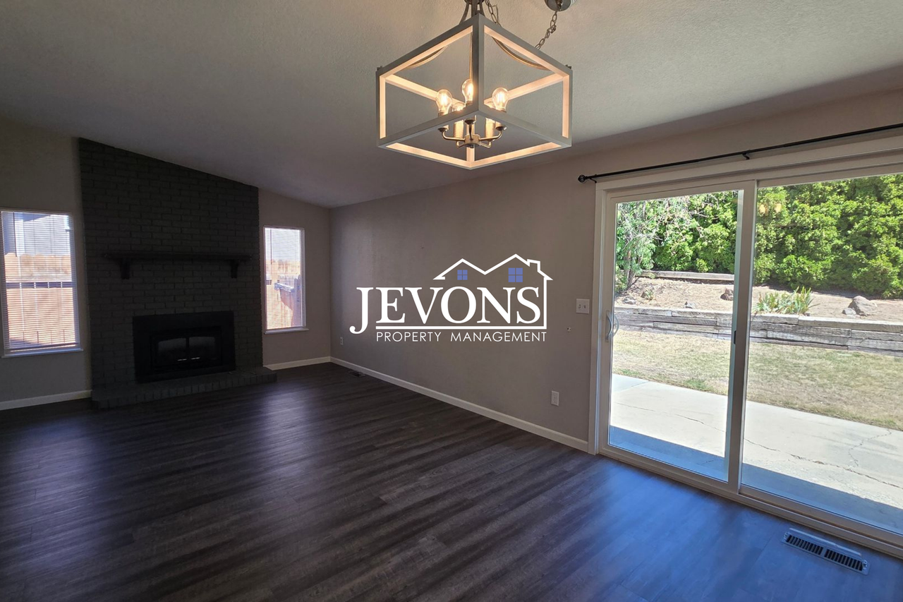 803 S 68th Ave - Photo 6 of 18