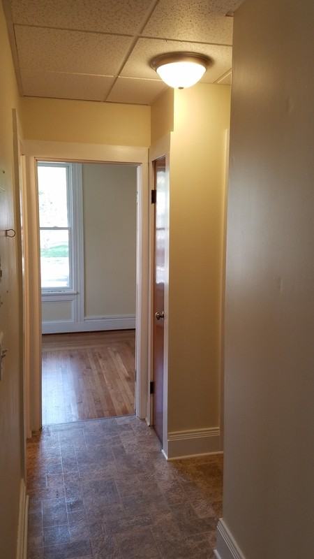 242 N Main St - Photo 3 of 17