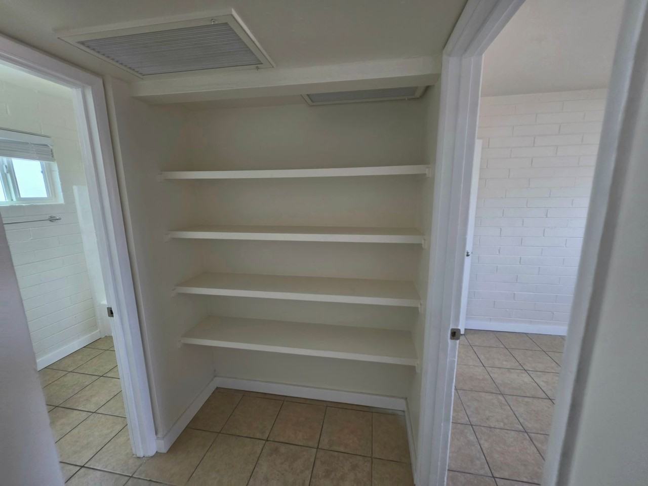 Casa Verde Apartments - Photo 6 of 32
