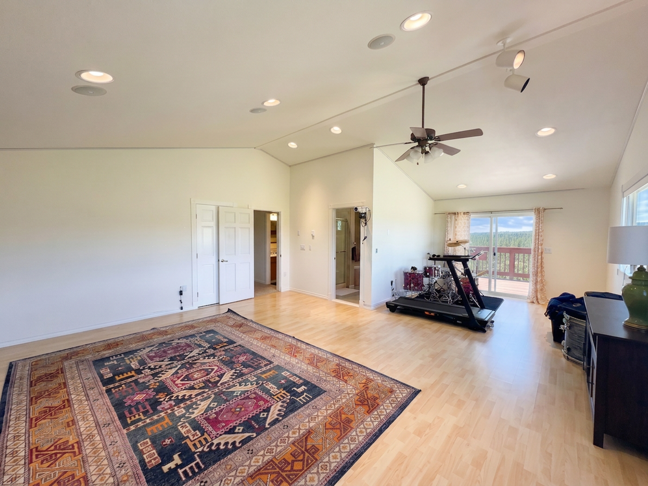 119 Bristlecone Ln - Photo 2 of 25