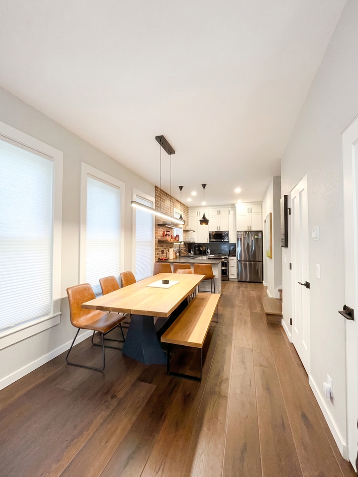 218 N French St - Photo 4 of 24