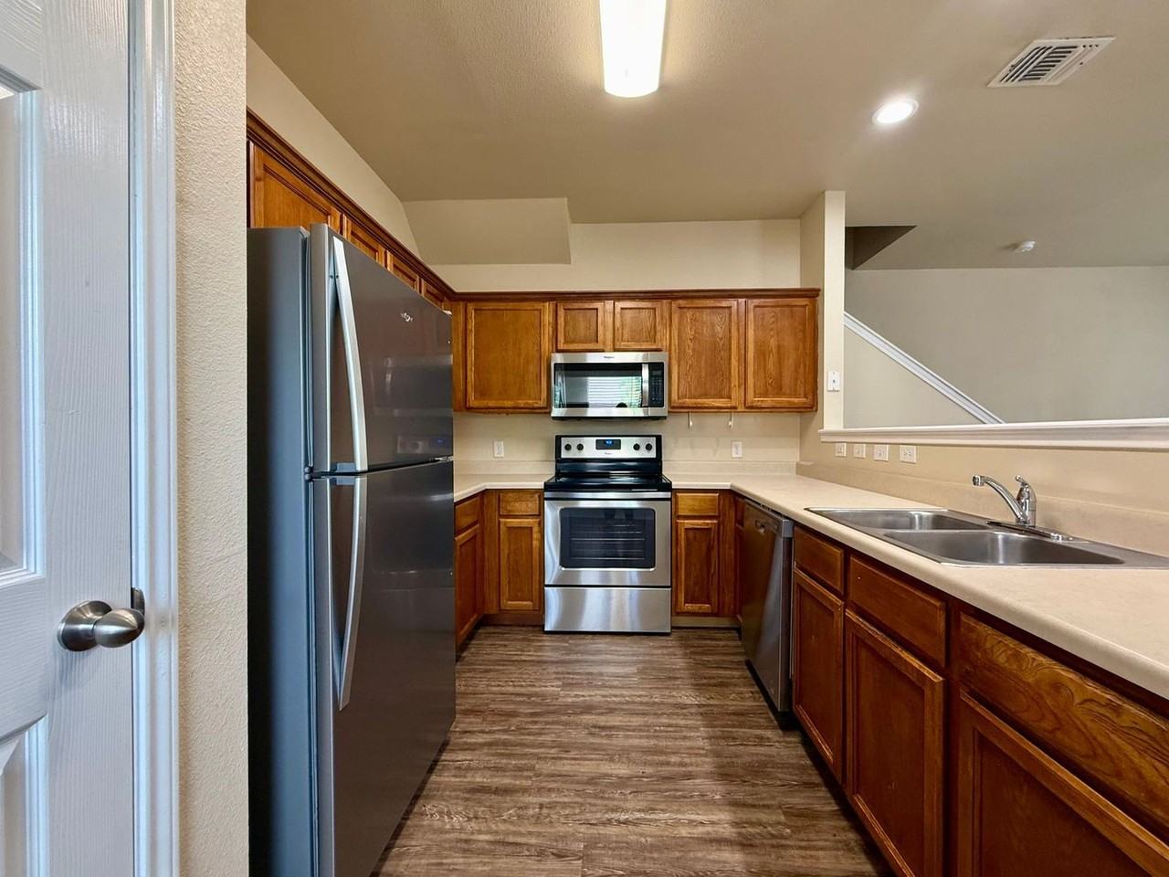 5807 Golf Bnd #2 - Photo 7 of 19