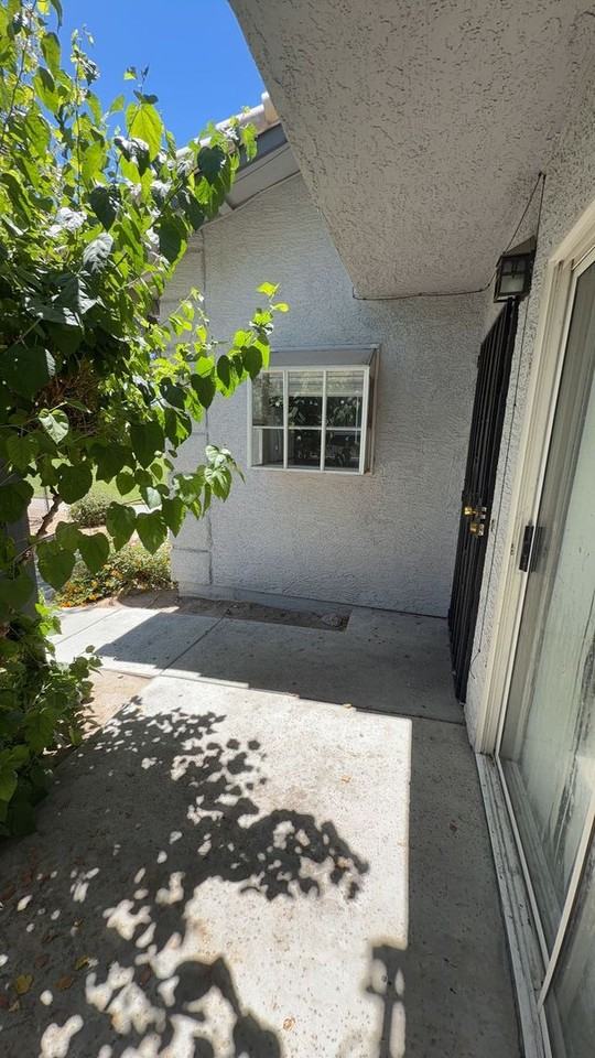 269 N Lamb Blvd #D - Photo 3 of 4