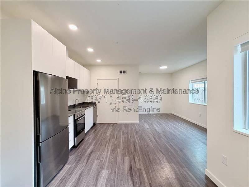 1545 Ne 41st Ave #105 - Photo 5 of 10