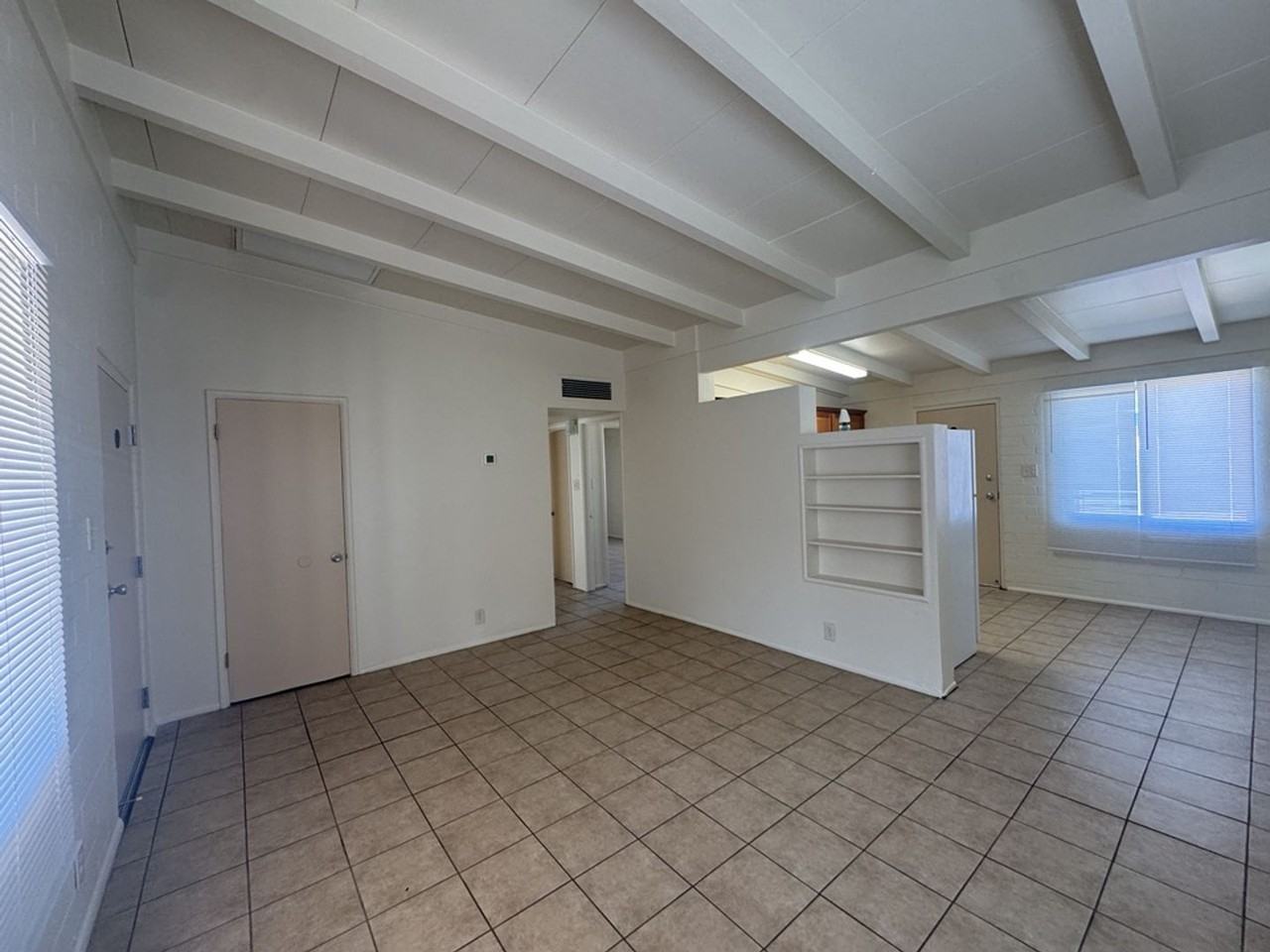 1800 E Fry Blvd #12 - Photo 4 of 14