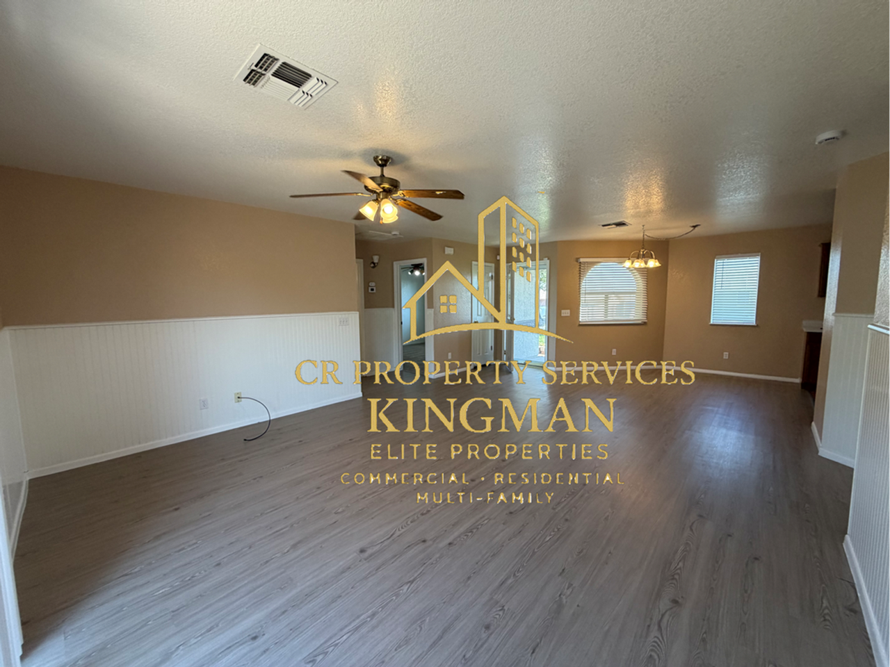 3246 Calumet Ave - Photo 2 of 16