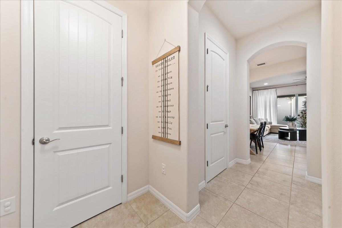 4938 Sprint Cir - Photo 3 of 24