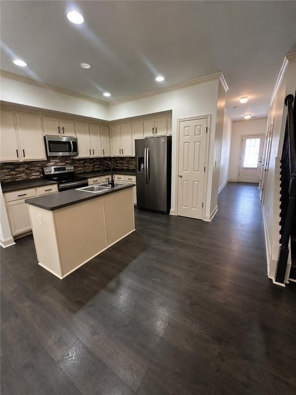 2941 Ashlyn Pointe Dr - Photo 3 of 16