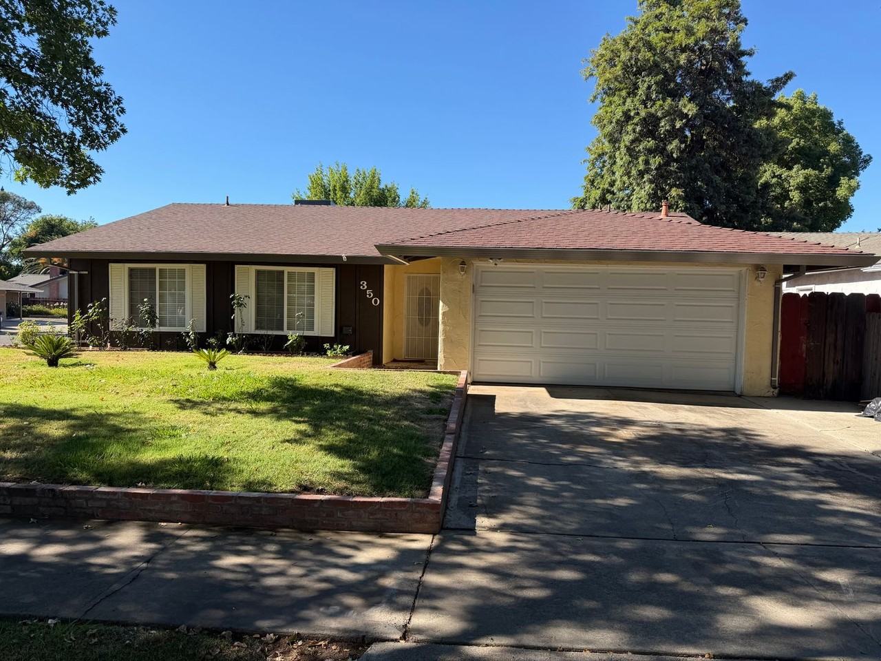 350 El Portal Dr - Photo 3 of 3