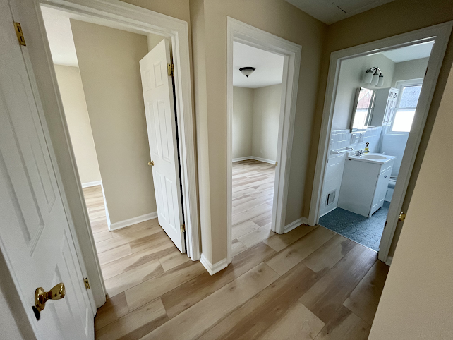 4288 Redwood Ter - Photo 3 of 7