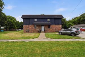 featured image of 405 S Maple St