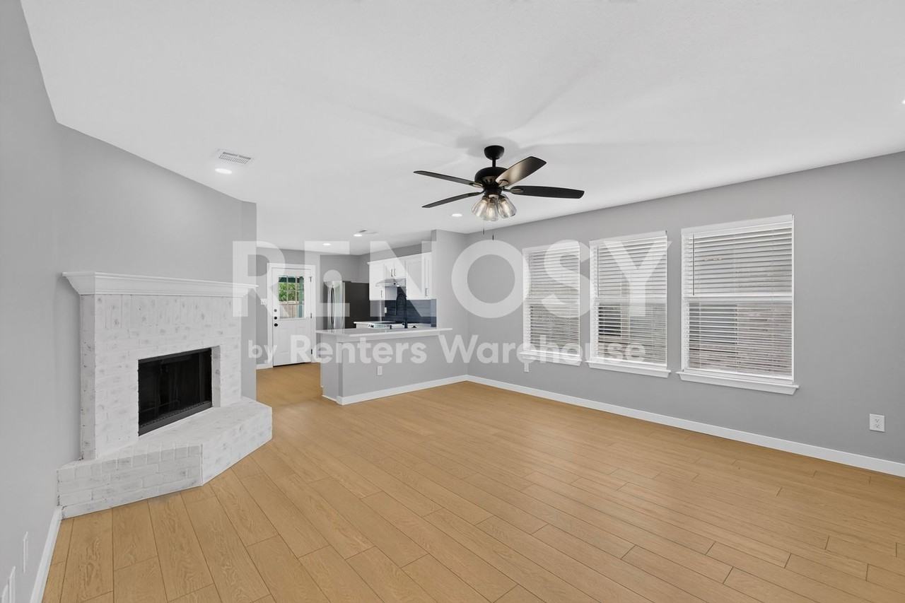 2616 Mountain View Dr - Photo 4 of 39