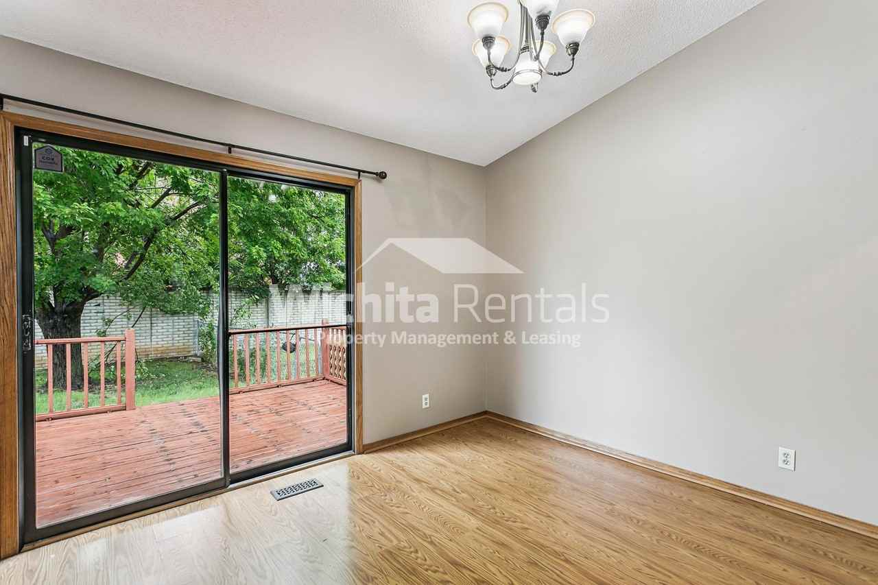 10008 W 20th St N - Photo 5 of 17
