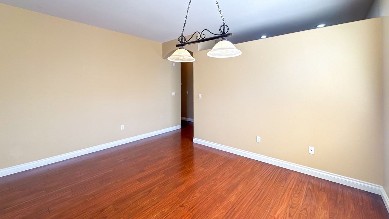 10724 Windrose Point Ave - Photo 2 of 12