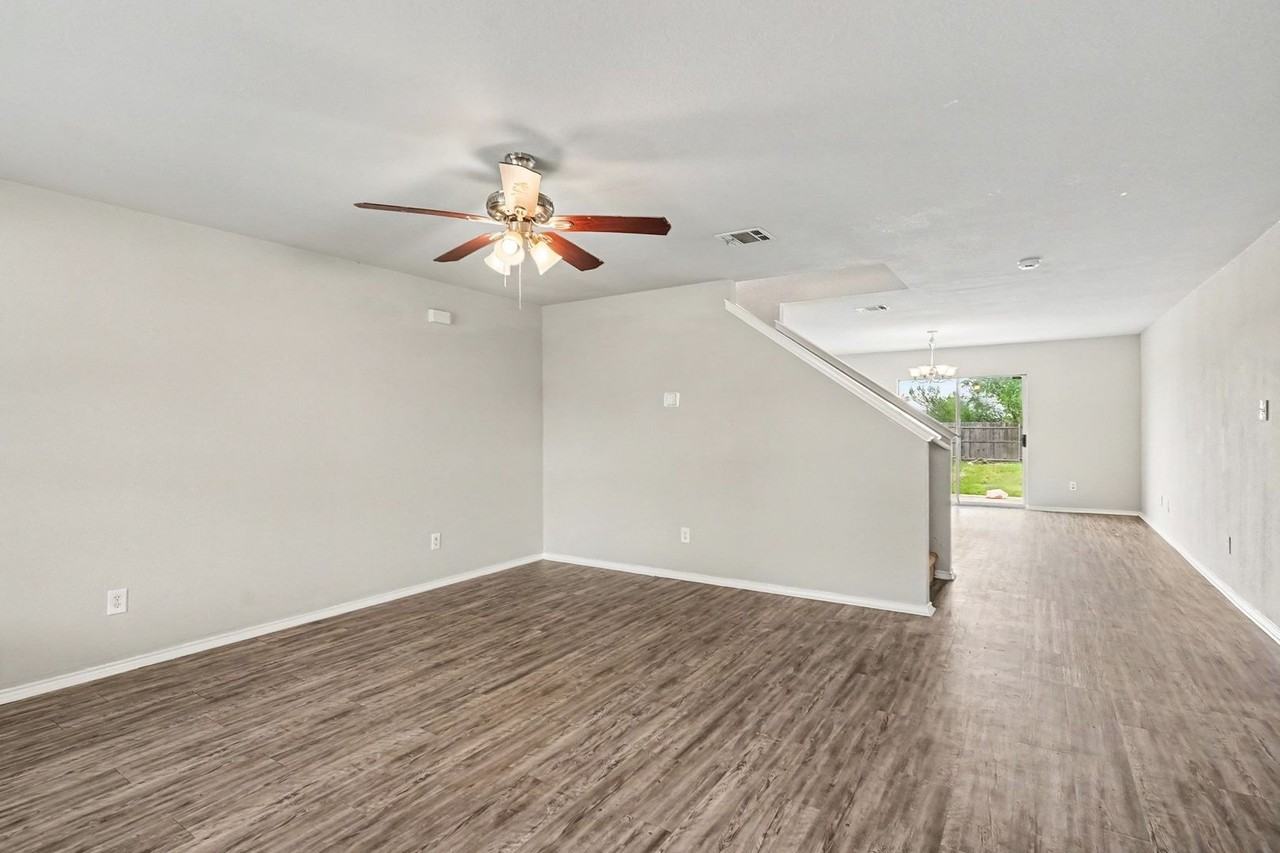 1733 Vineridge Ln - Photo 6 of 26