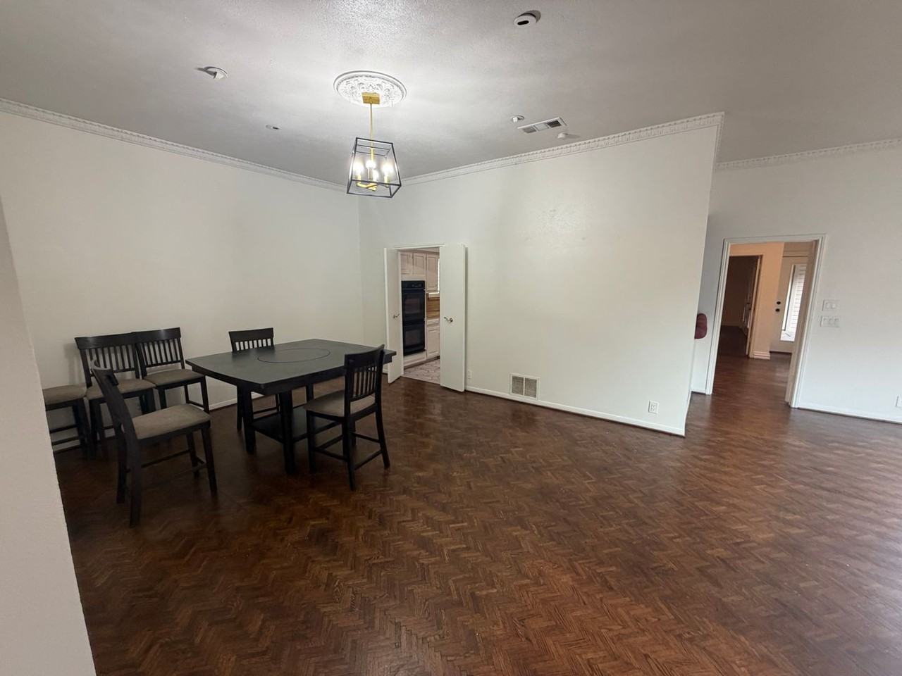 3201 Squireswood Dr - Photo 6 of 21