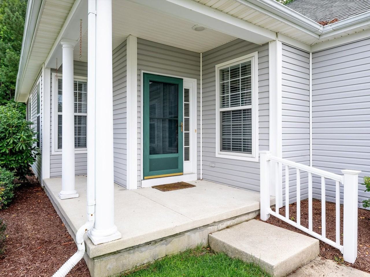 9 Penhurst Ct - Photo 4 of 31