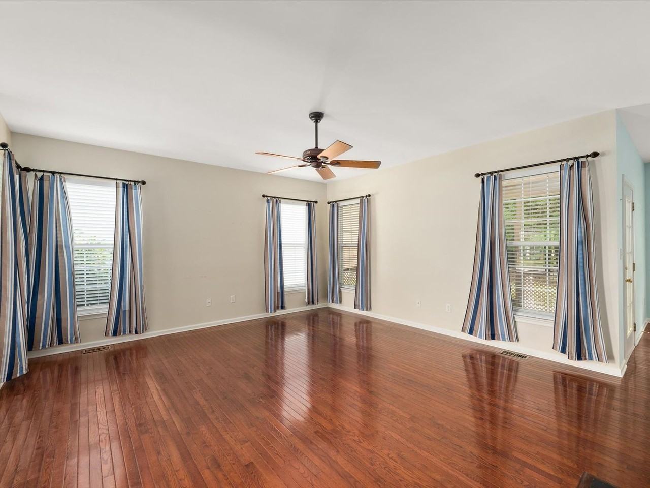 9 Penhurst Ct - Photo 7 of 31