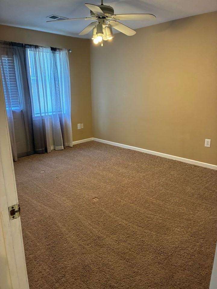 2709 Oak Meadow Pl - Photo 6 of 12