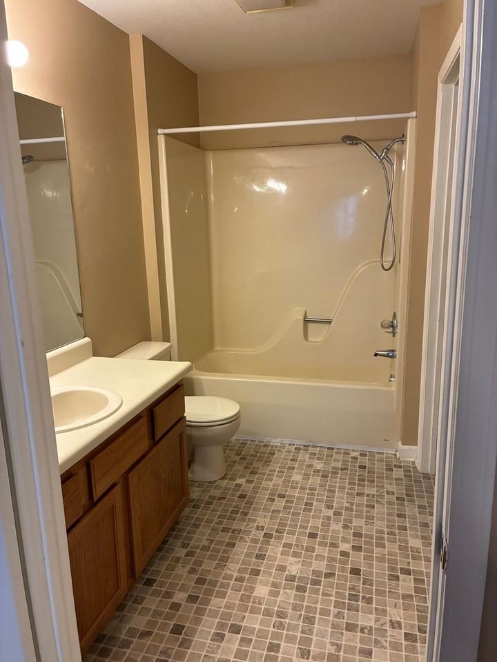 2709 Oak Meadow Pl - Photo 7 of 12
