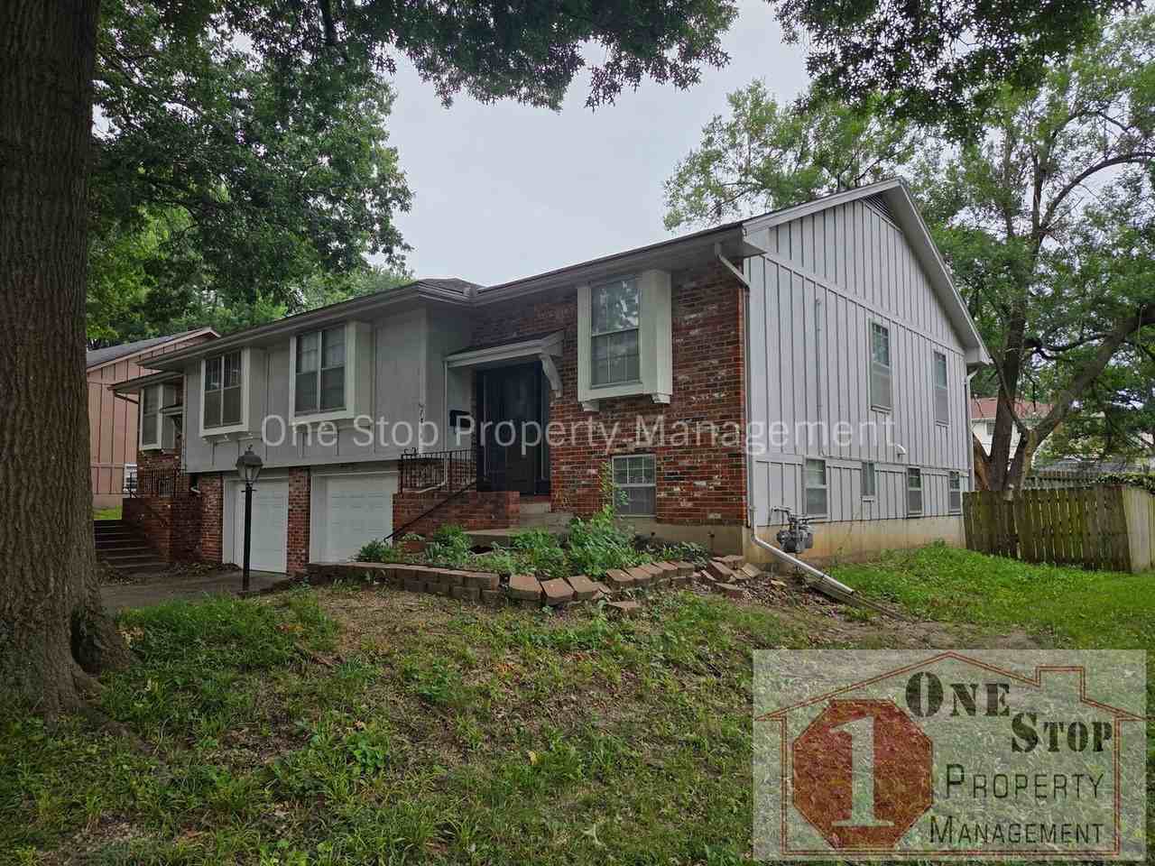 7816 Kessler Ln - Photo 2 of 20