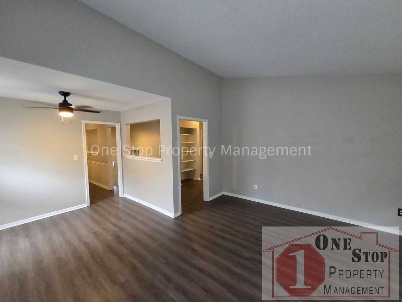 7816 Kessler Ln - Photo 4 of 20