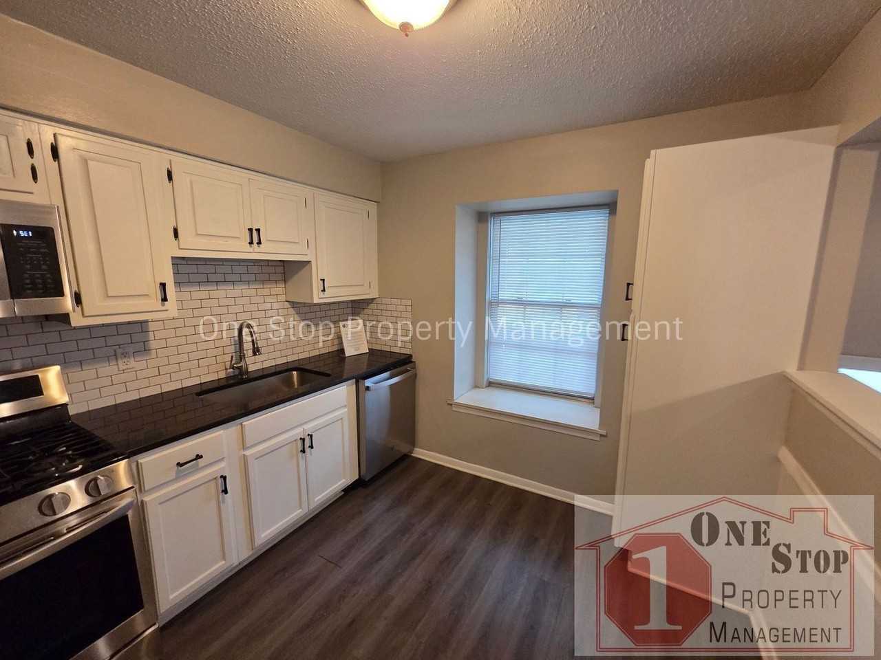 7816 Kessler Ln - Photo 6 of 20