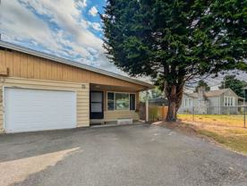 15901 Manor Way - Photo 1 of 1