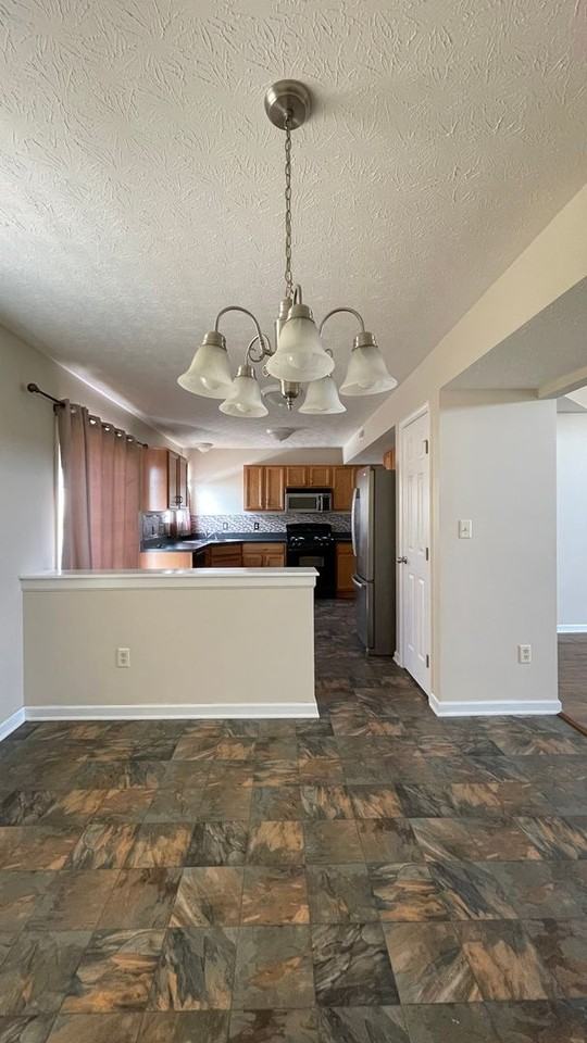4706 Ironbrand Rd - Photo 6 of 25