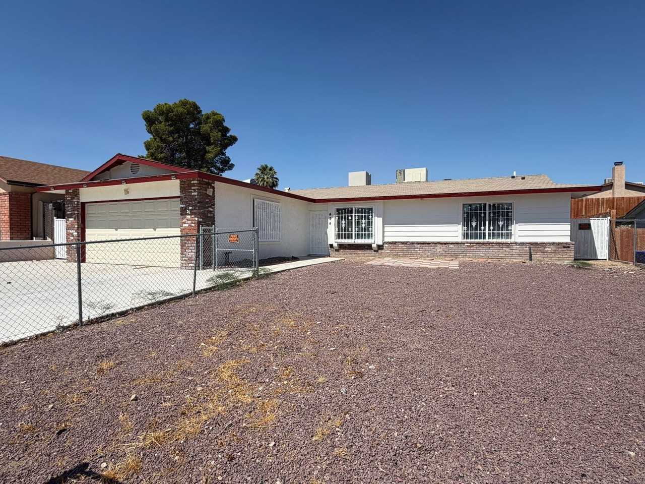 424 Oakmont Dr - Photo 3 of 50
