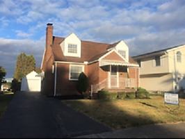 featured image of 832 Lawrence Ave