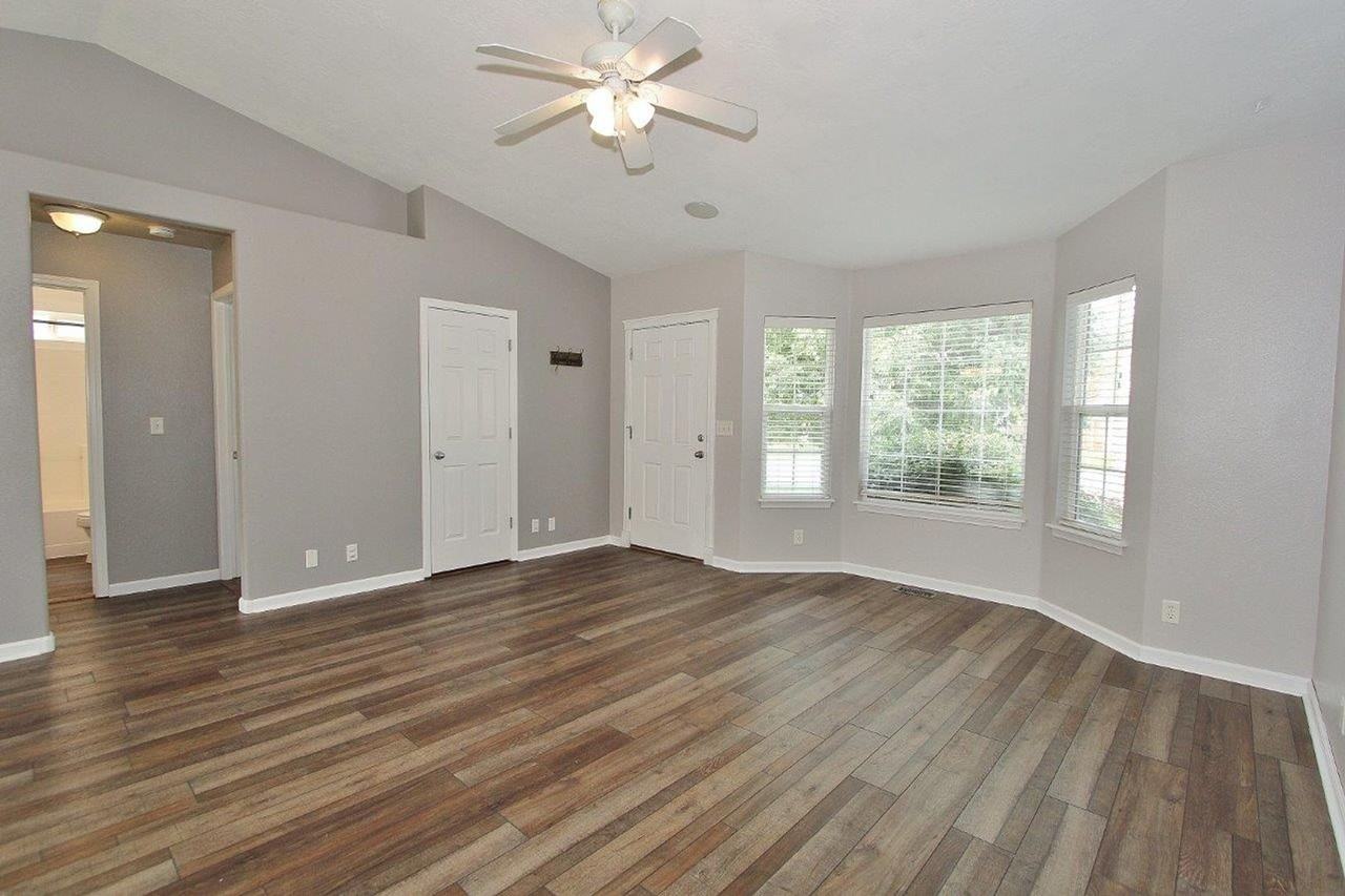 6236 S Star Struck Ave - Photo 7 of 28