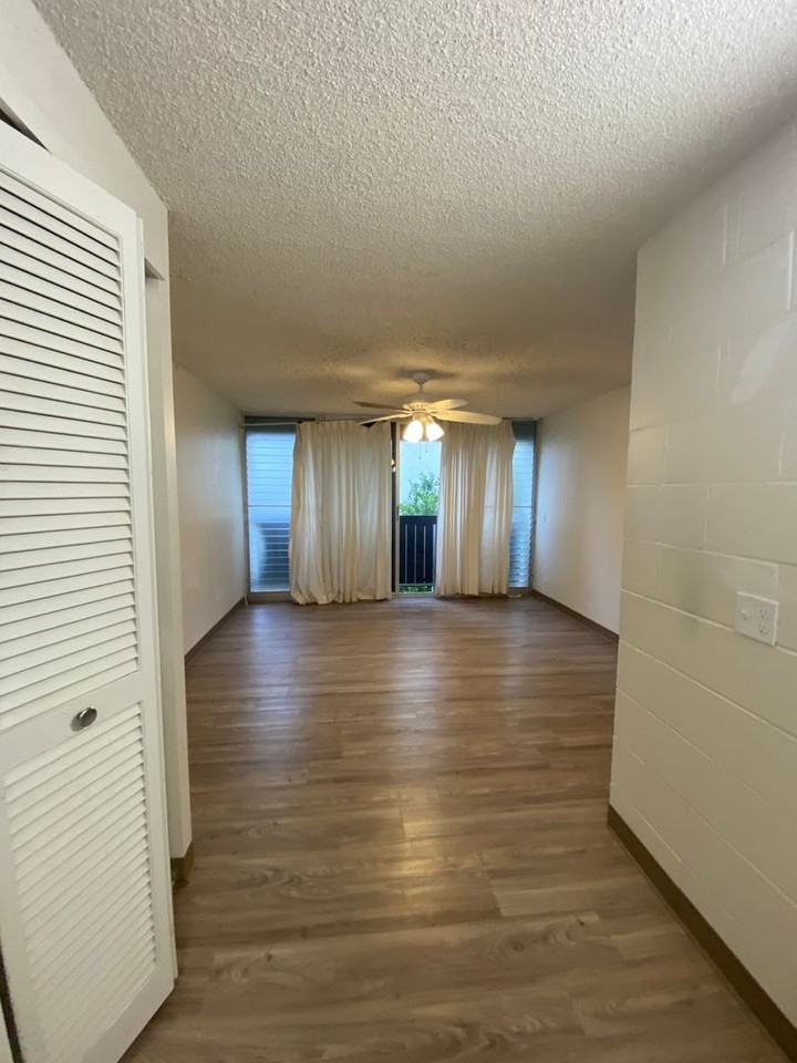 1436 Kewalo St #204 - Photo 6 of 8