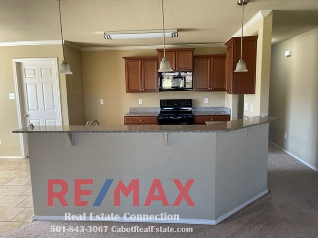 124 Brickyard Ct - Photo 3 of 18
