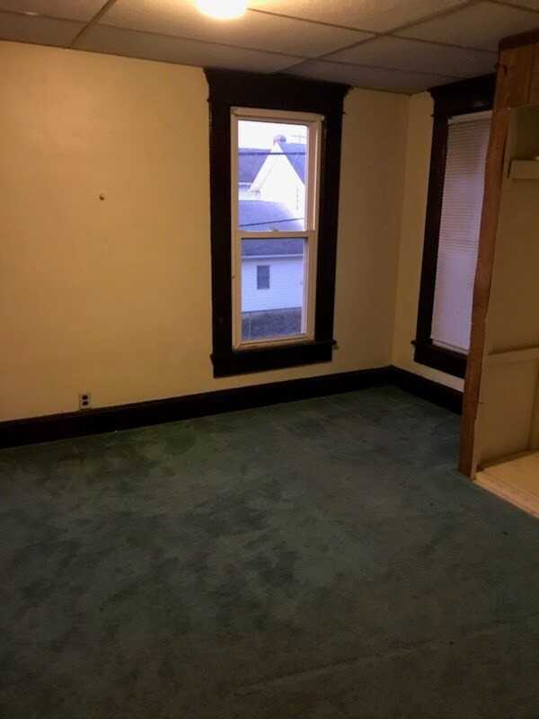 9 Jefferson St - Photo 4 of 13