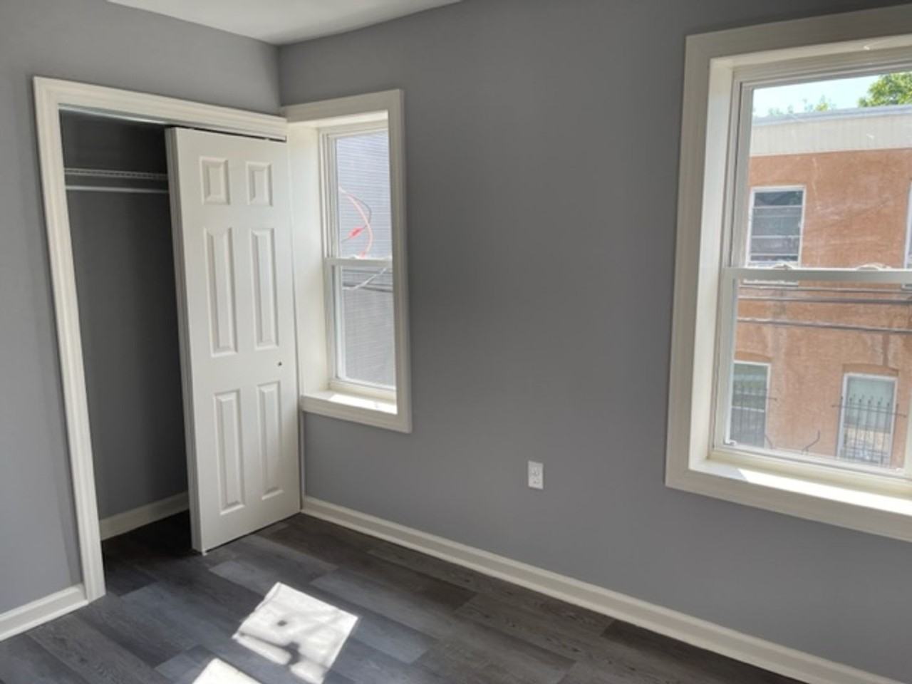 2115 N Percy St - Photo 4 of 10