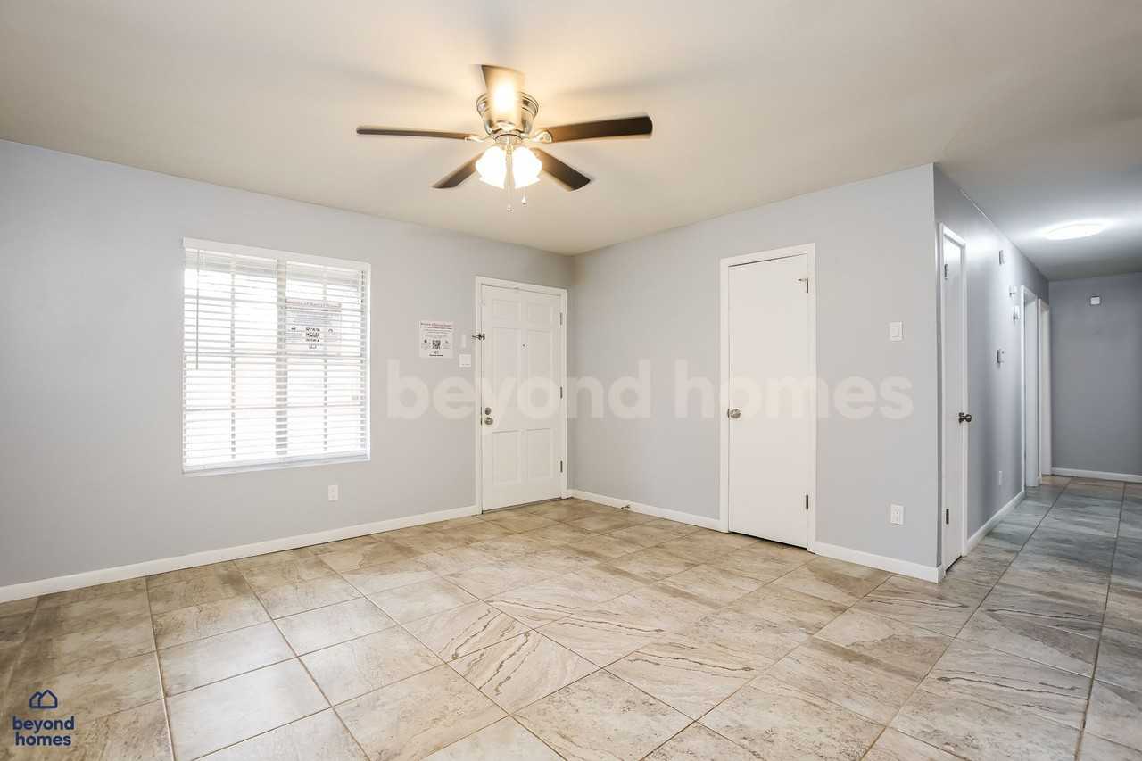 512 Nebling Rd - Photo 3 of 19