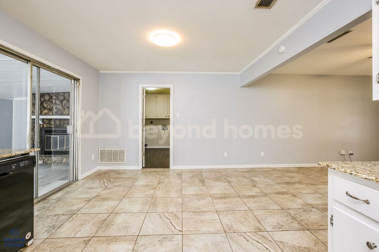 512 Nebling Rd - Photo 6 of 19