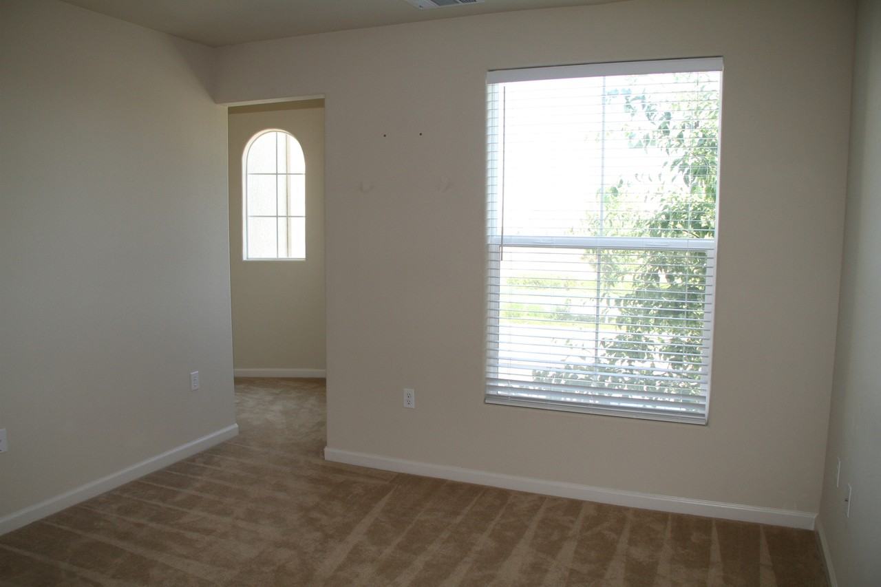 5416 Tares Cir - Photo 7 of 14