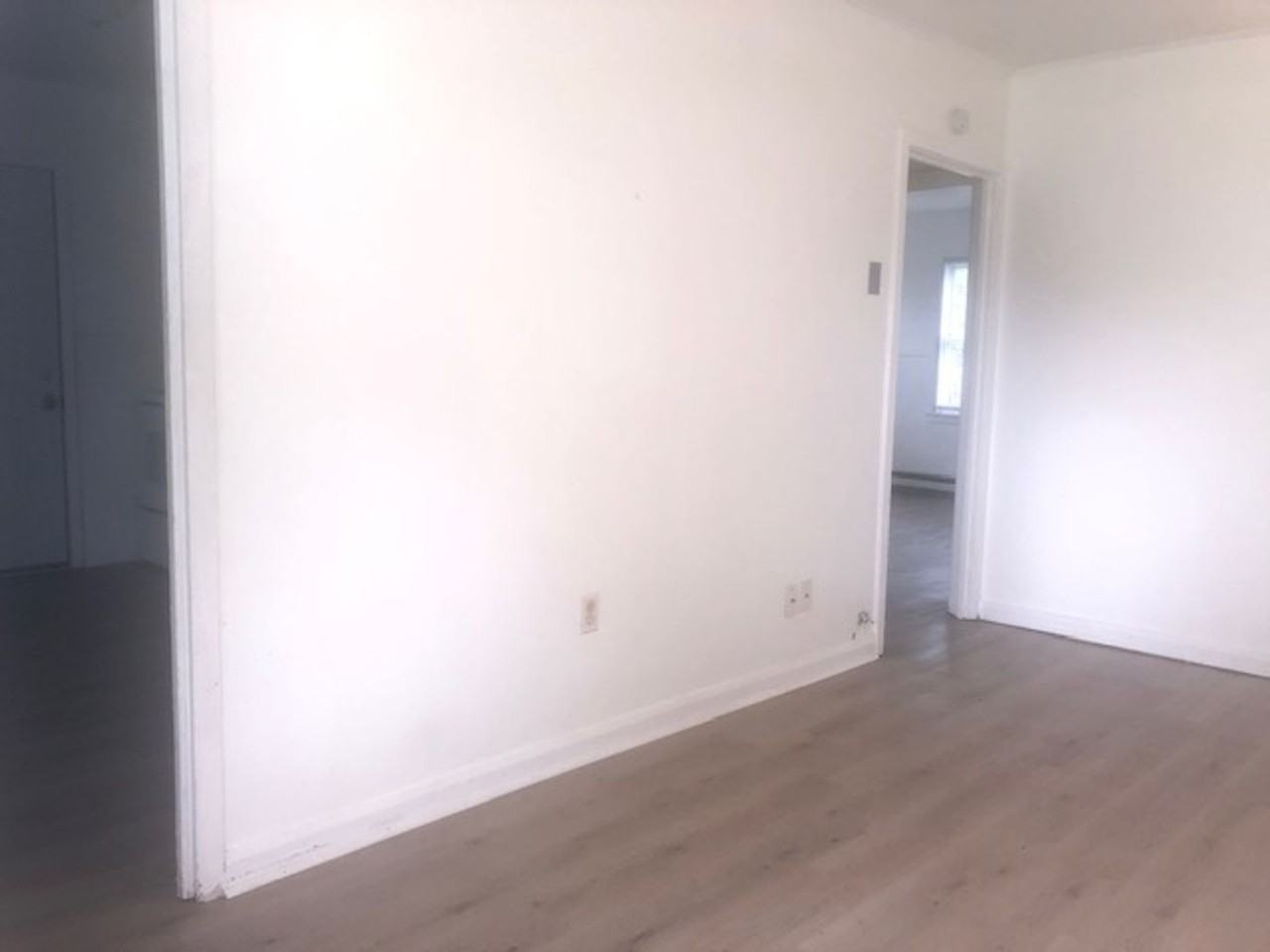 2730 Knox Ave - Photo 5 of 7
